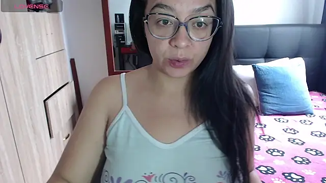 Snapshot of miia-big1boobs_ chatting on January 27, 2025, 2:57 pm miia-big1boobs  online show from January 27, 2025, 2:57 pm