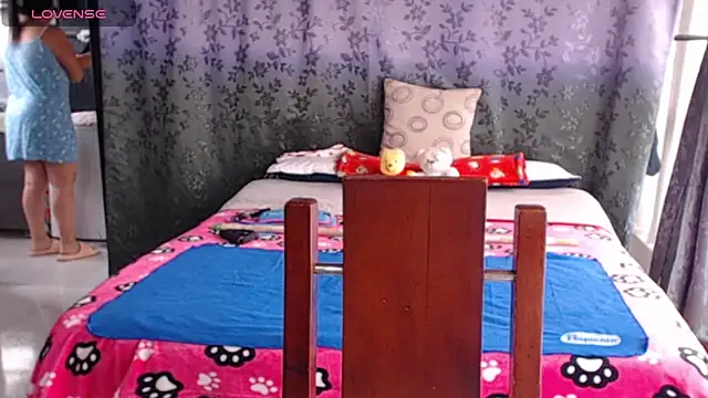 miia-big1boobs  online show from April 16, 2026, 3:13 pm