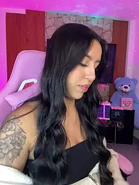 Tamara Roberts1 online show from March 1, 2025, 2:15 am