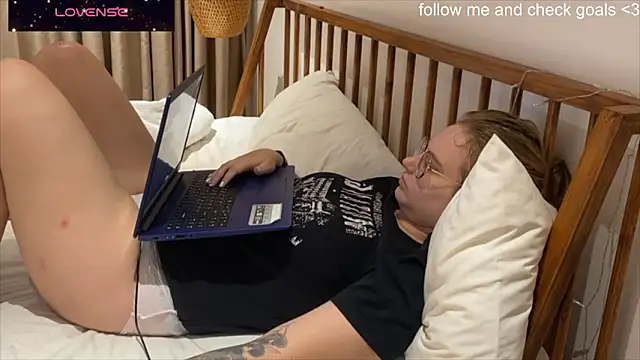 JacyWinslat online show from January 18, 2026, 6:23 pm