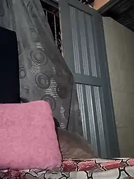 DOMINANTE KLOE  online show from March 6, 2025, 2:19 am