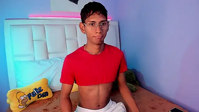 Nick Collins18 online show from February 19, 2026, 8:16 pm