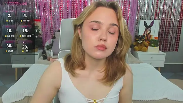 Snapshot of Sweet_muffin00 chatting on December 12, 2024, 5:42 am Sweet muffin00 online show from December 12, 2024, 5:42 am