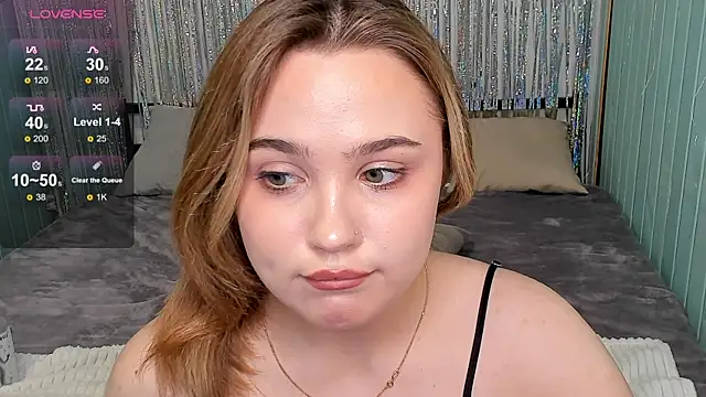 Snapshot of Sweet_muffin00 chatting on December 22, 2024, 7:33 am Sweet muffin00 online show from December 22, 2024, 7:33 am