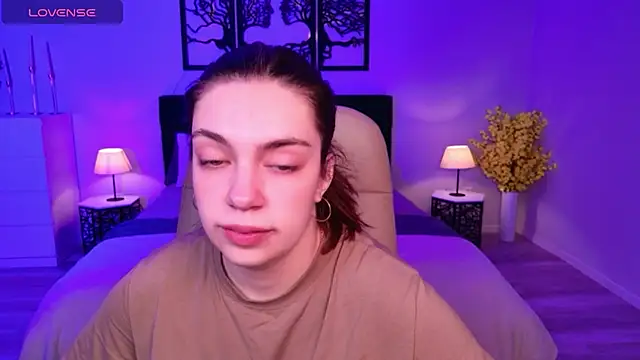 DaniellaLovely online show from November 13, 2025, 10:58 am