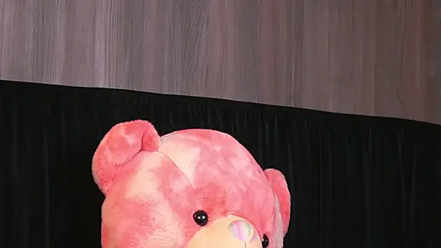 CataleyaKirk online show from December 18, 2024, 6:46 pm