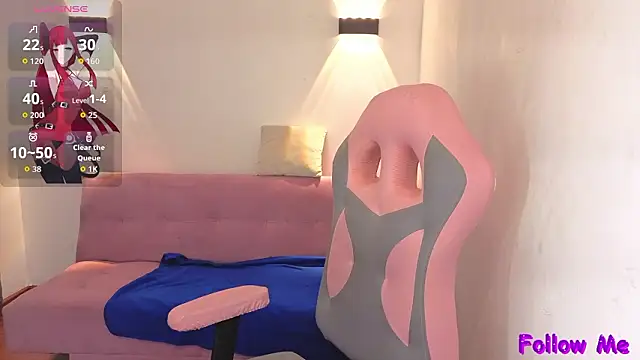 vittorialombardi   online show from February 4, 2026, 7:25 am