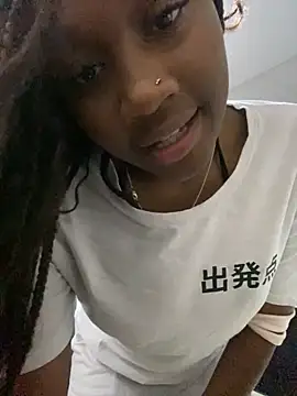 EscorpiLeoncita online show from September 21, 2025, 5:09 am