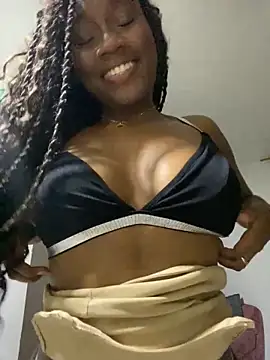 EscorpiLeoncita online show from April 11, 2026, 3:33 am