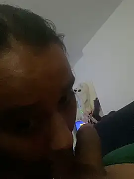 Cafeziitha02 online show from September 10, 2025, 9:59 pm