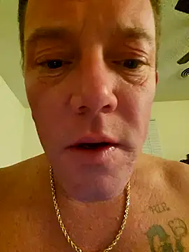 Snapshot of Bigtater1999 chatting on December 23, 2024, 3:18 am Bigtater1999 online show from December 23, 2024, 3:18 am