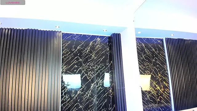 Aaron Scoot online show from December 20, 2025, 2:46 pm