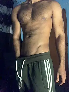 Snapshot of Vampire_xoxo chatting on December 6, 2024, 12:05 pm Vampire xoxo online show from December 6, 2024, 12:05 pm