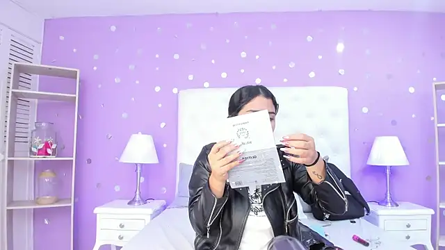 scarlette 15  online show from November 29, 2025, 2:58 am