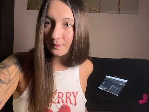 Jennyke66 online show from October 10, 2025, 7:13 pm