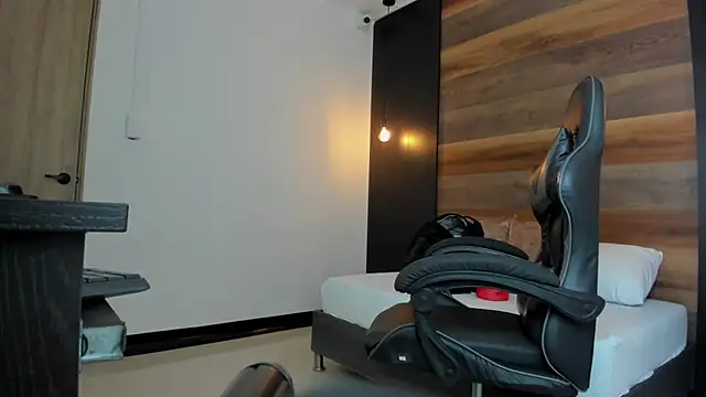 alma fenix online show from September 11, 2025, 12:27 pm