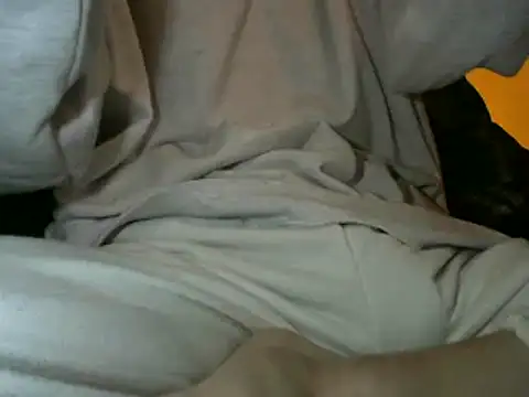 Snapshot of Ray175oo chatting on January 15, 2025, 5:05 pm Ray175oo online show from January 15, 2025, 5:05 pm