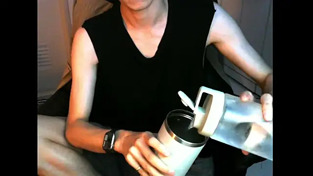 Snapshot of Ray175oo chatting on October 9, 2025, 1:09 pm Ray175oo online show from October 9, 2025, 1:09 pm