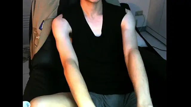 Snapshot of Ray175oo chatting on October 10, 2025, 5:23 pm Ray175oo online show from October 10, 2025, 5:23 pm