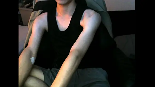 Snapshot of Ray175oo chatting on October 13, 2025, 4:18 pm Ray175oo online show from October 13, 2025, 4:18 pm