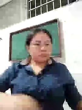 Snapshot of Norve26 chatting on December 5, 2024, 1:36 am Norve26 online show from December 5, 2024, 1:36 am