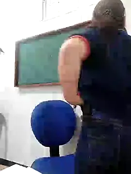 Snapshot of Norve26 chatting on December 7, 2024, 2:02 pm Norve26 online show from December 7, 2024, 2:02 pm