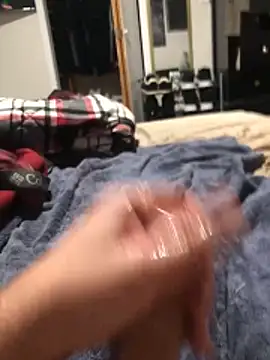 darksmoke011 online show from February 14, 2026, 1:57 am