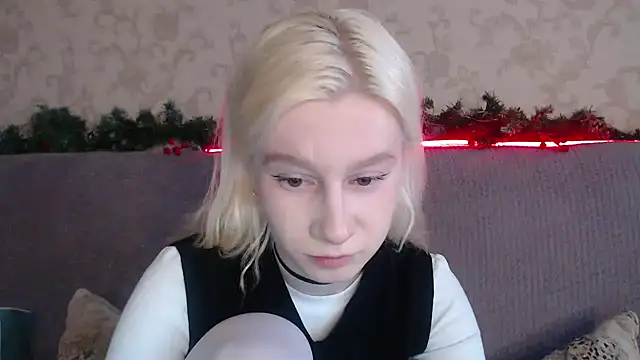 EnigmaSee online show from February 6, 2026, 2:49 am