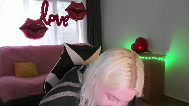 EnigmaSee online show from April 17, 2026, 9:23 am