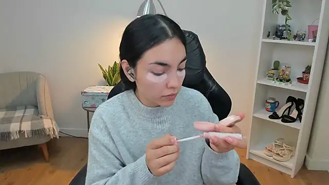  BellaEvans  online show from February 28, 2026, 5:52 am