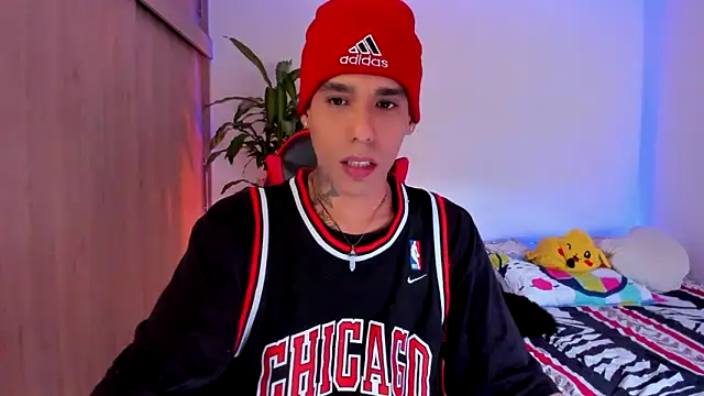 aldrinwhite online show from April 1, 2026, 6:16 pm