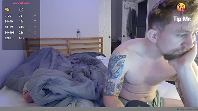 jakespits996 online show from December 4, 2024, 1:09 pm