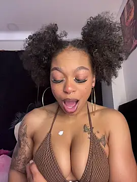 Snapshot of Melany_Williams chatting on April 20, 2026, 12:41 pm Melany Williams online show from April 20, 2026, 12:41 pm