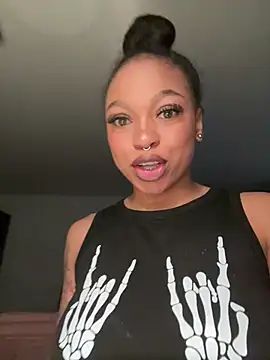 Snapshot of Melany_Williams chatting on May 9, 2026, 12:54 pm Melany Williams online show from May 9, 2026, 12:54 pm