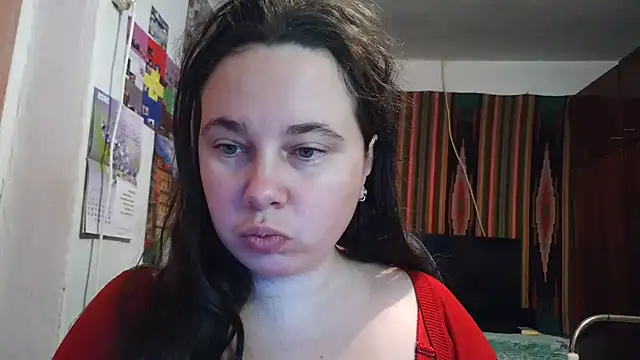 Cora Maro online show from October 27, 2025, 1:15 pm