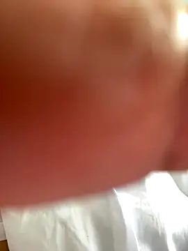 AHL756 online show from November 1, 2025, 1:18 am