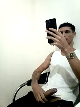 Snapshot of doomk10 chatting on July 25, 2026, 12:25 pm doomk10 online show from July 25, 2026, 12:25 pm