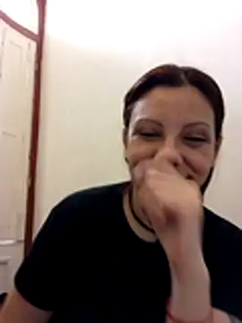 Snapshot of LaQata chatting on July 16, 2026, 3:07 pm LaQata online show from July 16, 2026, 3:07 pm
