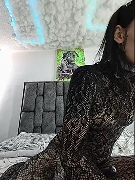 Nicole420squirt online show from March 31, 2026, 5:35 pm