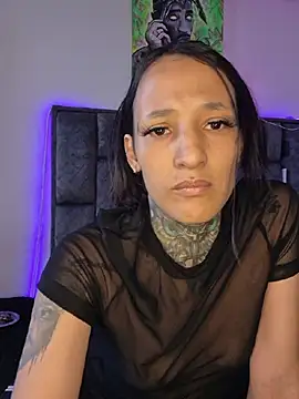 Nicole420squirt online show from July 18, 2026, 5:39 pm