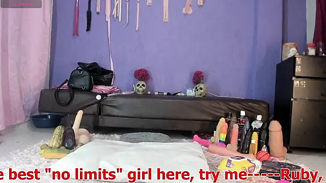 Snapshot of RubyEmerald chatting on February 3, 2026, 2:53 am RubyEmerald online show from February 3, 2026, 2:53 am