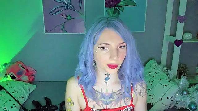 Snapshot of AnneTenet chatting on December 21, 2024, 6:09 am AnneTenet online show from December 21, 2024, 6:09 am