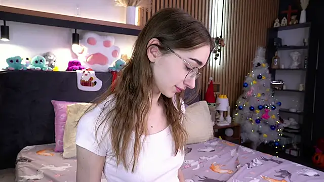 PollyBeev online show from November 29, 2025, 7:22 am