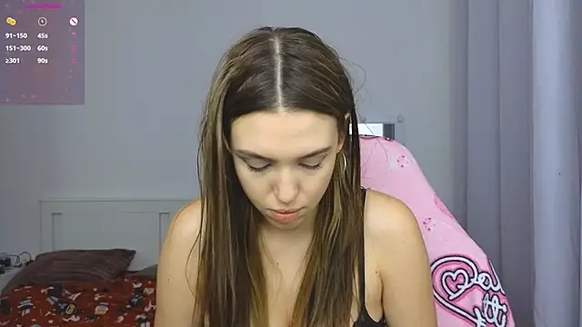 AliceSpark online show from December 22, 2025, 6:49 pm