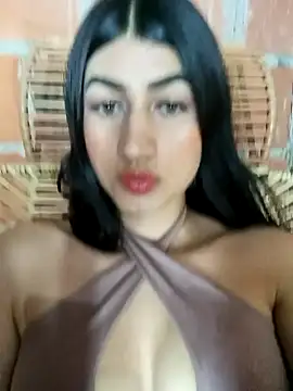 Snapshot of Julix_A chatting on February 5, 2025, 6:13 am Julix A online show from February 5, 2025, 6:13 am