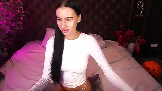 Snow WhiteeeX online show from November 4, 2025, 6:34 am