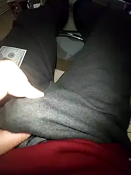 reelciii21 online show from December 26, 2024, 9:15 pm