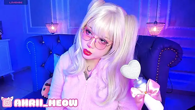 AHRI LEE online show from January 20, 2025, 12:15 am