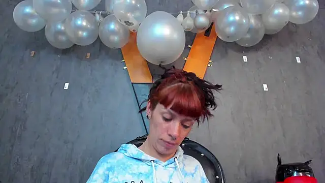 Snapshot of IvanaFetish chatting on January 12, 2025, 5:34 am IvanaFetish online show from January 12, 2025, 5:34 am