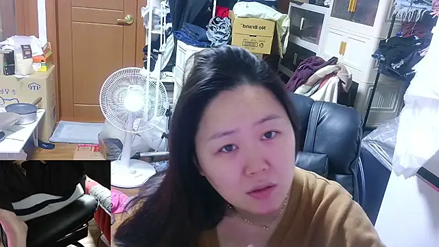 rami0428 online show from April 6, 2026, 6:20 pm